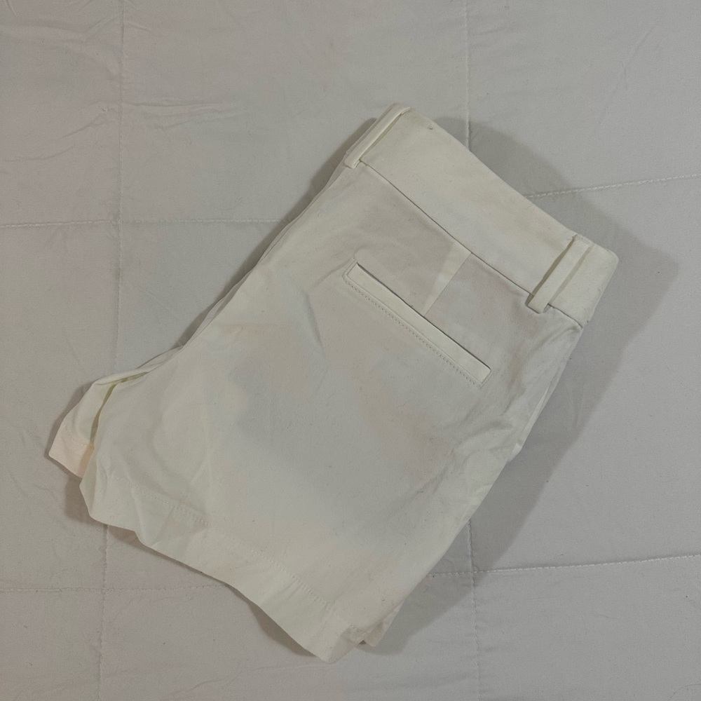 Loft NWT Riviera Short — 4” Inseam - Picture 7 of 8